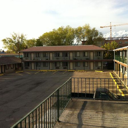 Provo Inn & Suites Buitenkant foto